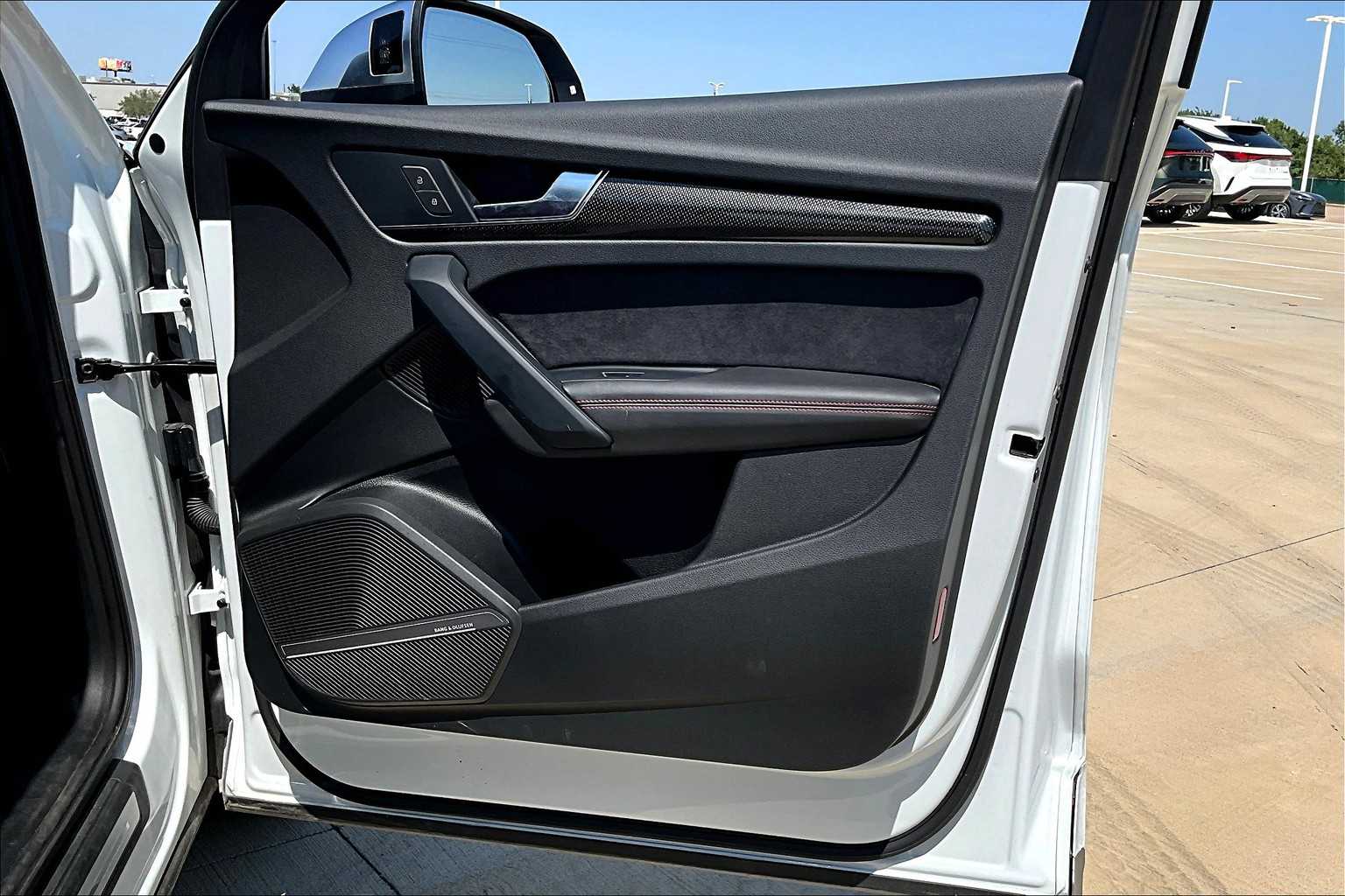 2023 Audi SQ5 Premium Plus photo 38