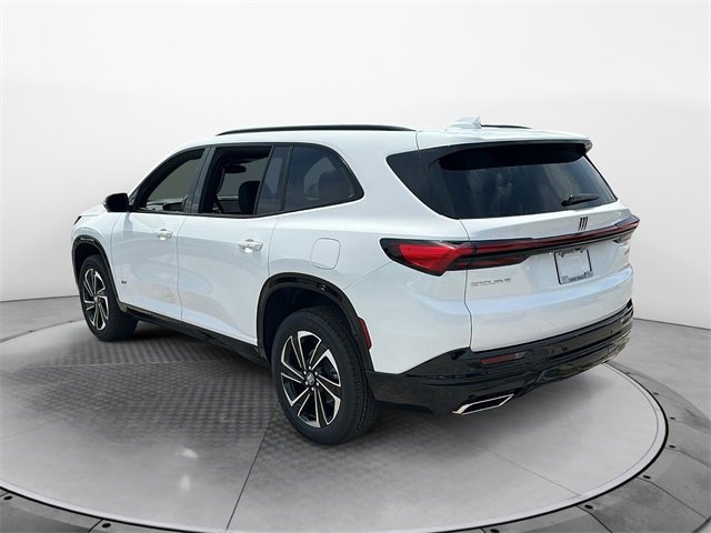 2025 Buick Enclave Sport Touring photo 4