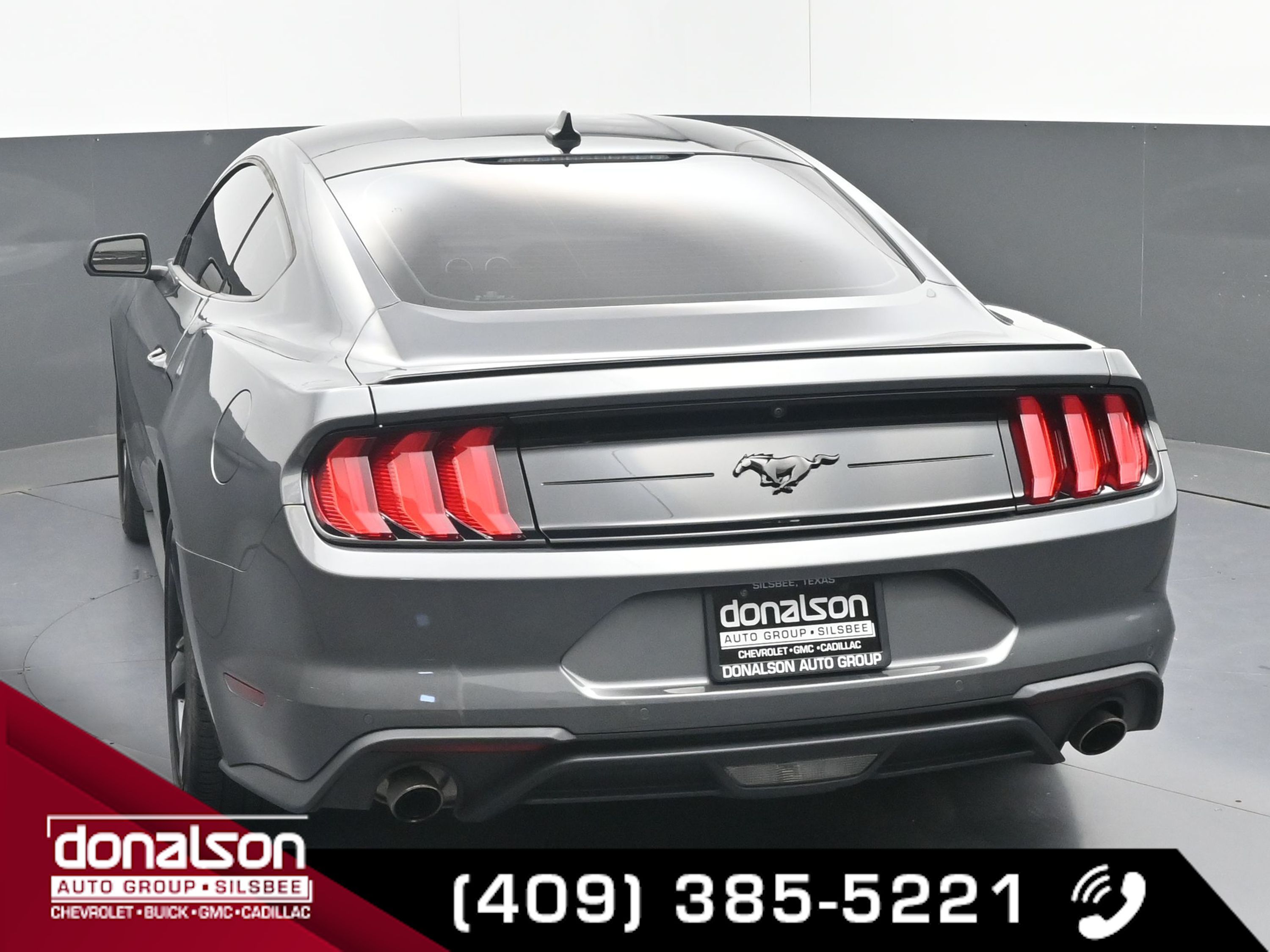 2023 Ford Mustang EcoBoost photo 3