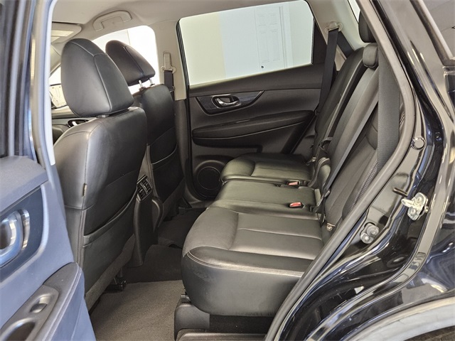 2018 Nissan Rogue SL photo 6