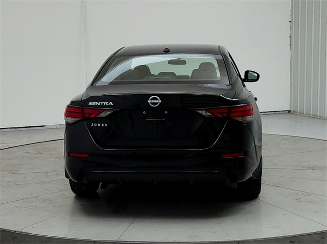 2025 Nissan Sentra SV photo 5