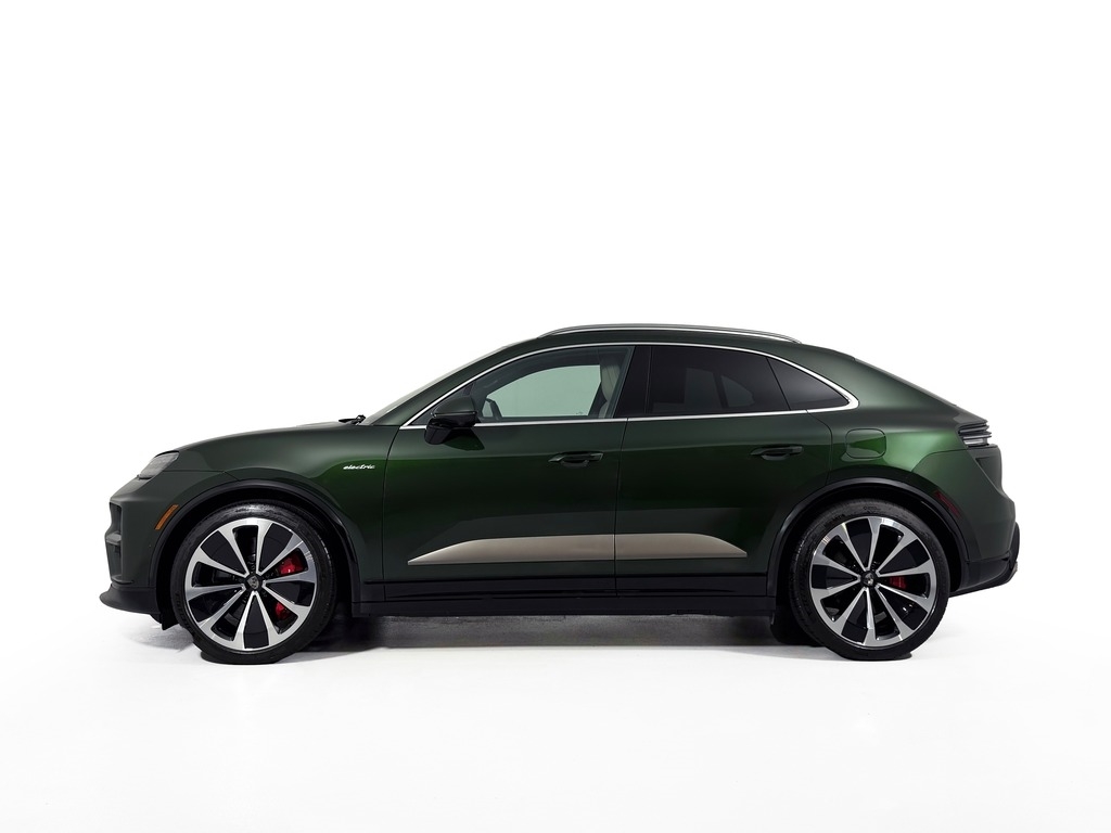 Certified 2024 Porsche Macan Turbo Electric with VIN WP1AC2XA2RL200245 for sale in Westbury, NY