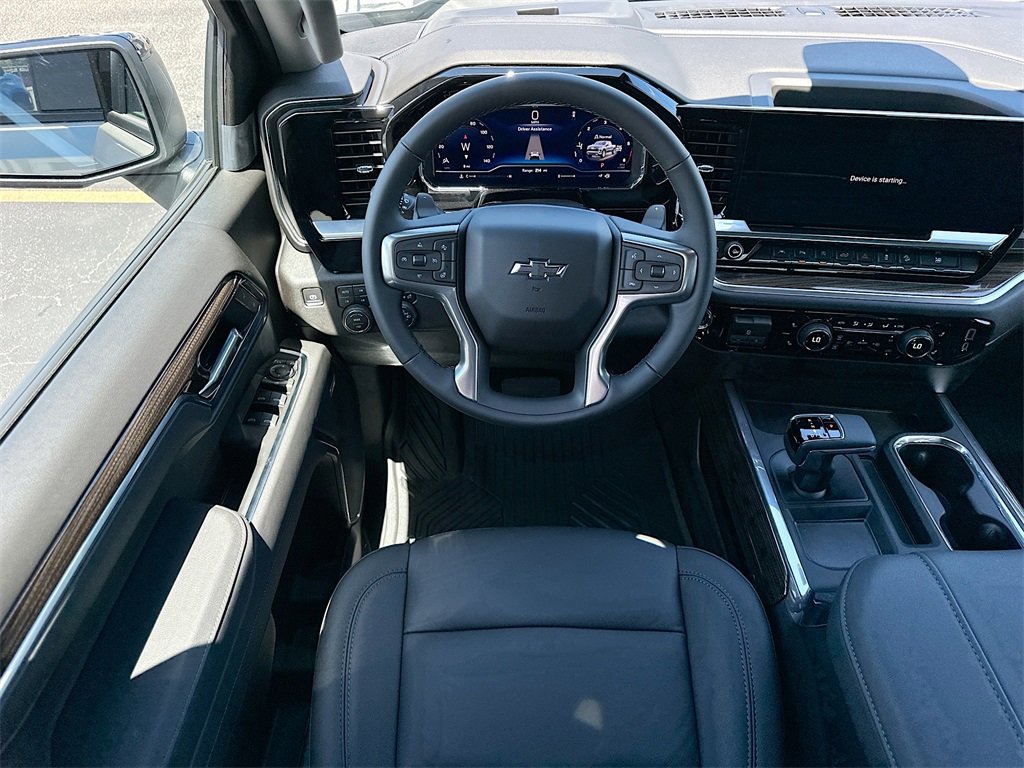 2025 Chevrolet Silverado 1500 RST photo 14