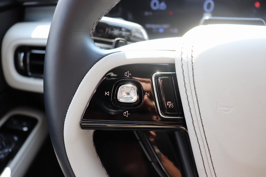 2025 Lincoln Aviator Premiere photo 23