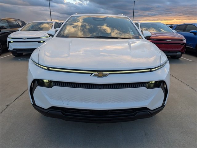 2026 Chevrolet Equinox LT photo 3