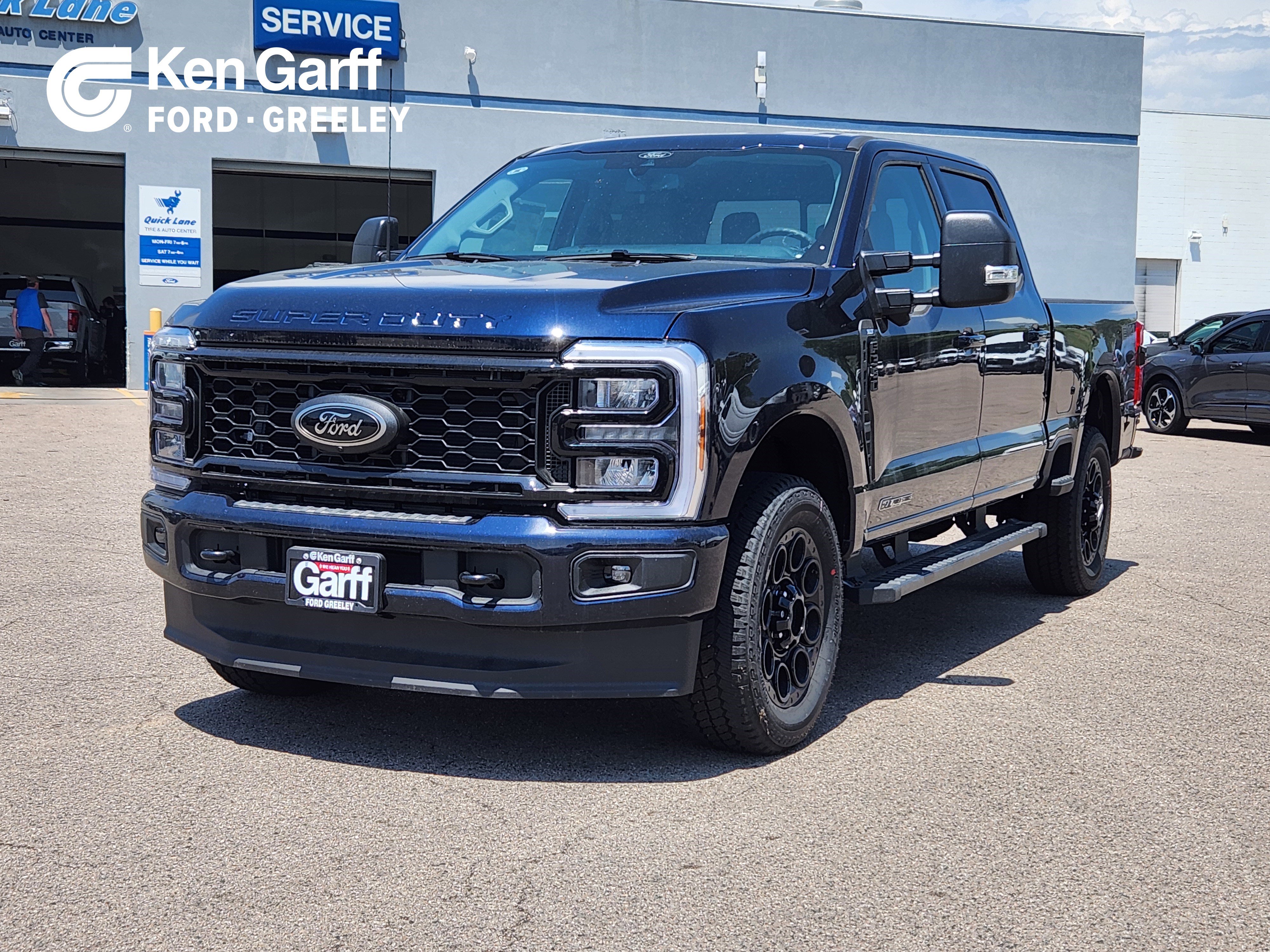 2025 Ford F-350 Super Duty XLT's photo