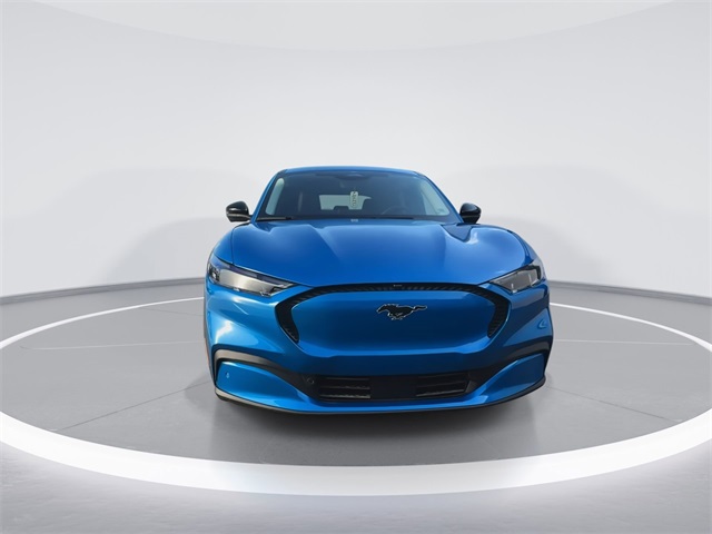 2025 Ford Mustang Mach-E Select photo 3