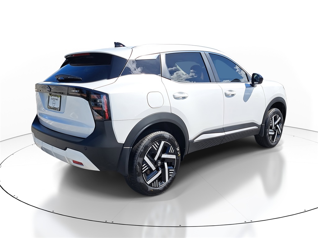 2026 Nissan Kicks SV photo 7
