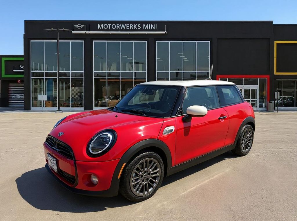 2026 MINI Hardtop 2 Door's photo