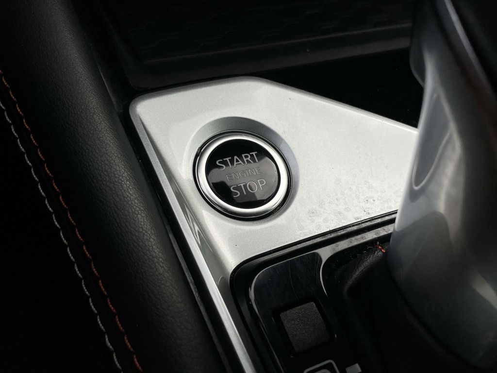 2023 Nissan Altima 2.5 SR photo 21