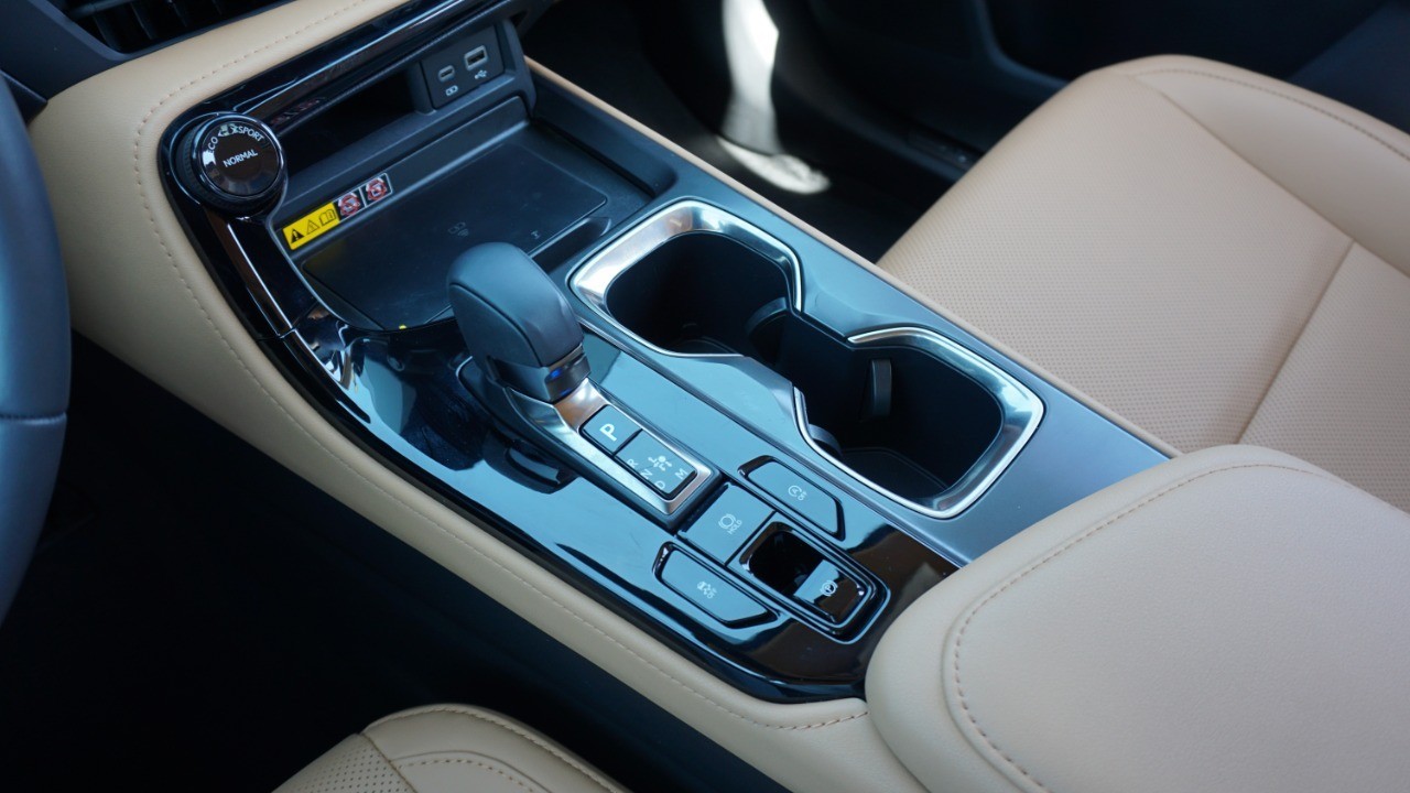 2025 Lexus NX Premium photo 18