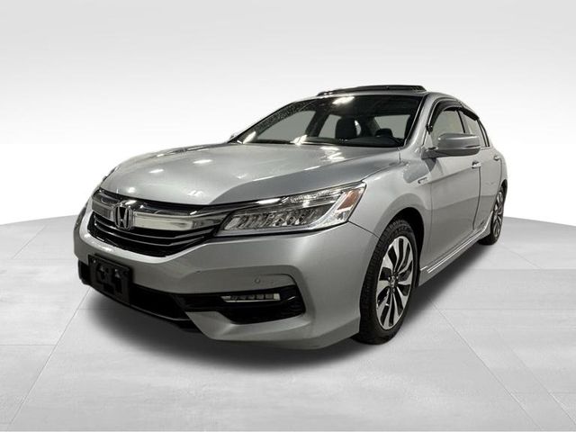 2017 Honda Accord Hybrid Touring photo 3