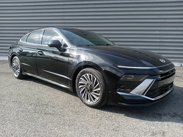 2024 Hyundai Sonata Hybrid Limited's photo
