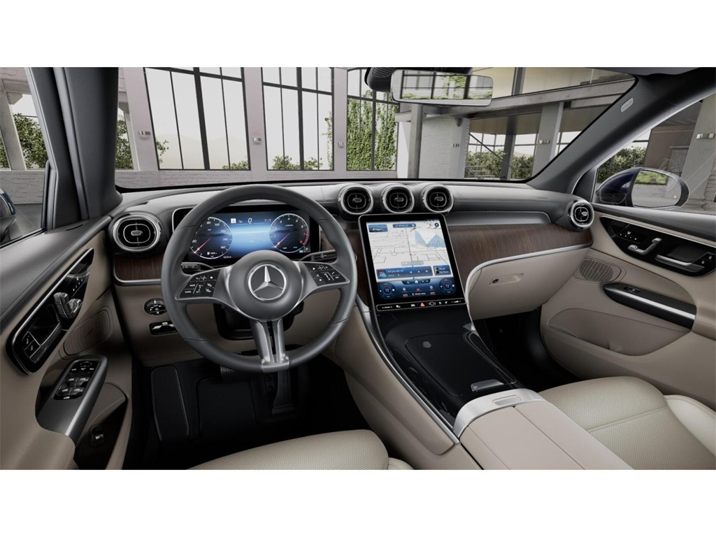 2023 Mercedes Benz GLC 300 4MATIC photo 3