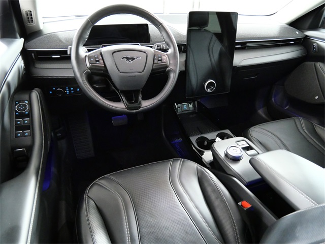 2023 Ford Mustang Mach-E Premium photo 4