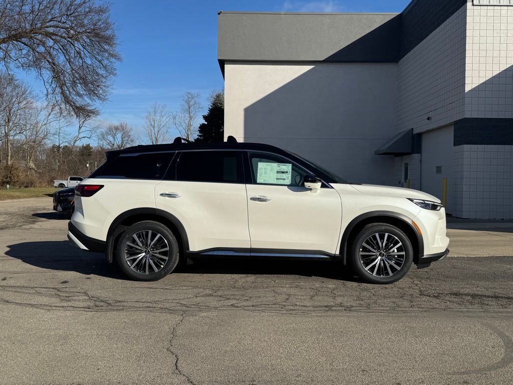 2025 Infiniti QX60 Autograph photo 2
