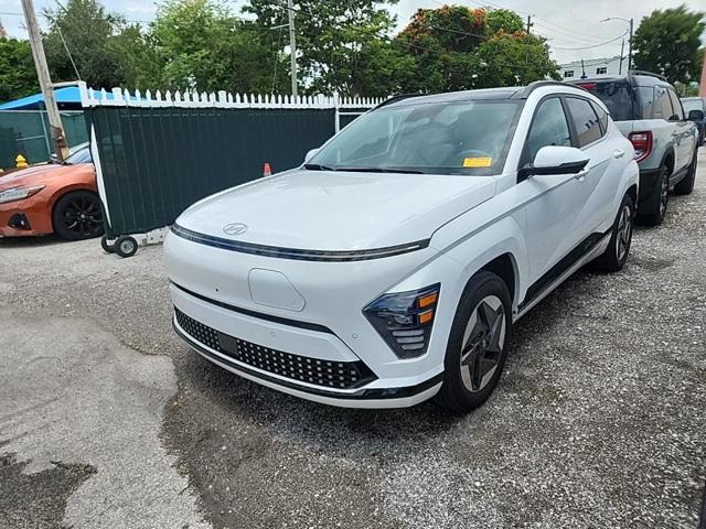 Used 2024 Hyundai Kona EV Limited with VIN KM8HE3A67RU010423 for sale in St. Louis, MO