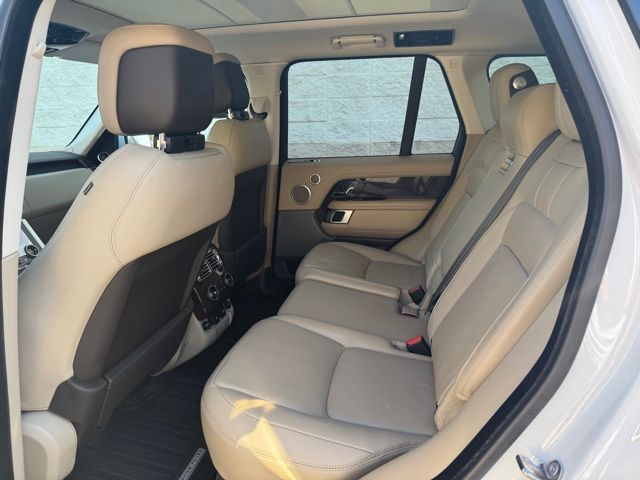 2021 Land Rover Range Rover HSE Westminster Edition photo 9