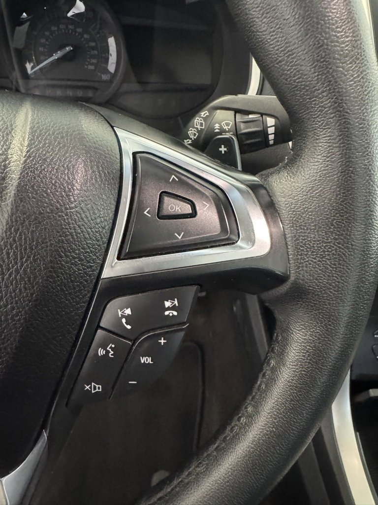 2020 Ford Edge SEL photo 14