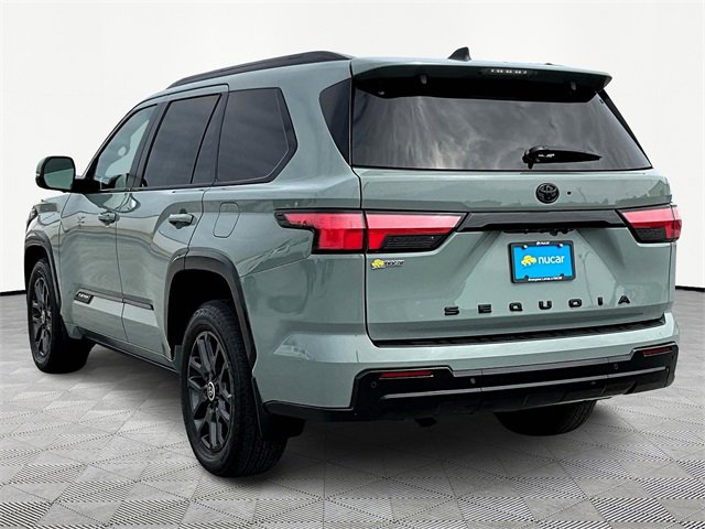 2024 Toyota Sequoia 350 F SPORT photo 4