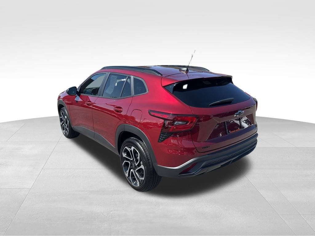 2024 Chevrolet Trax photo 3