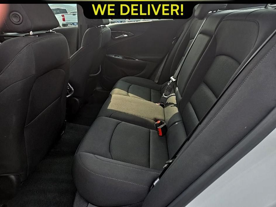 2024 Chevrolet Malibu 1LT photo 14
