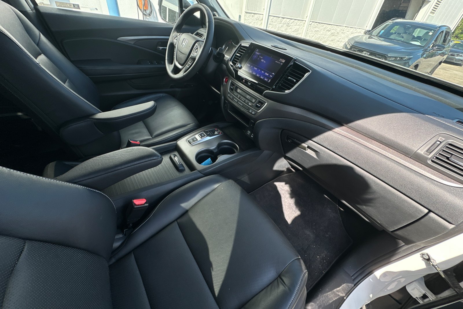 2023 Honda Ridgeline RTL photo 16