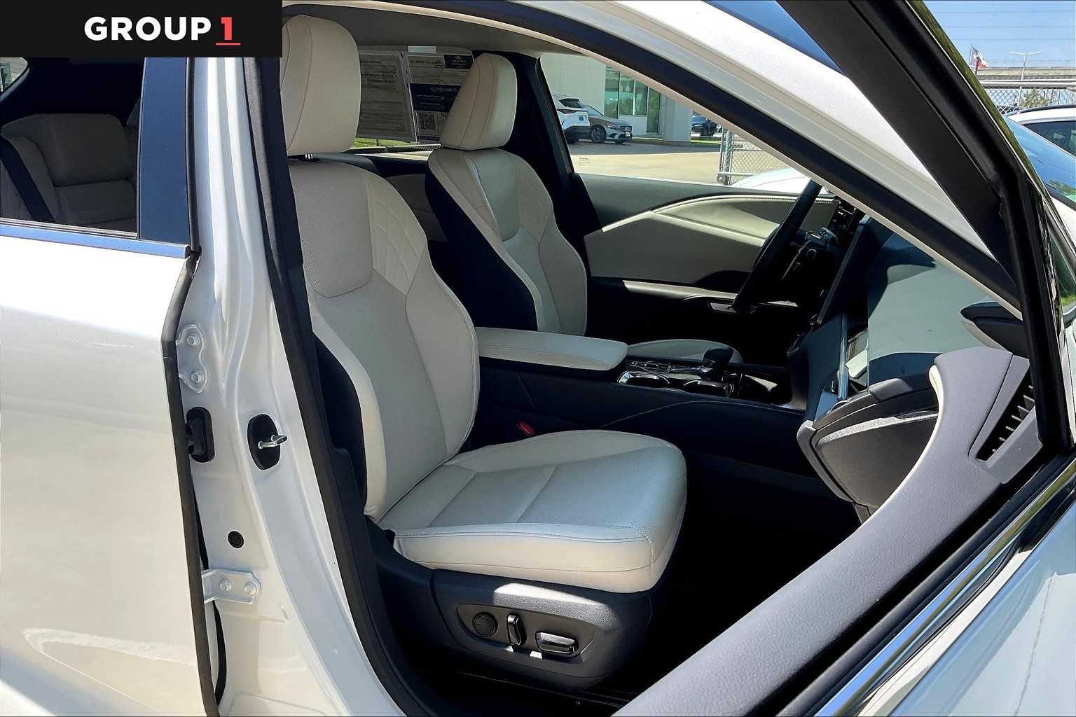 2024 Lexus RX 350 photo 7