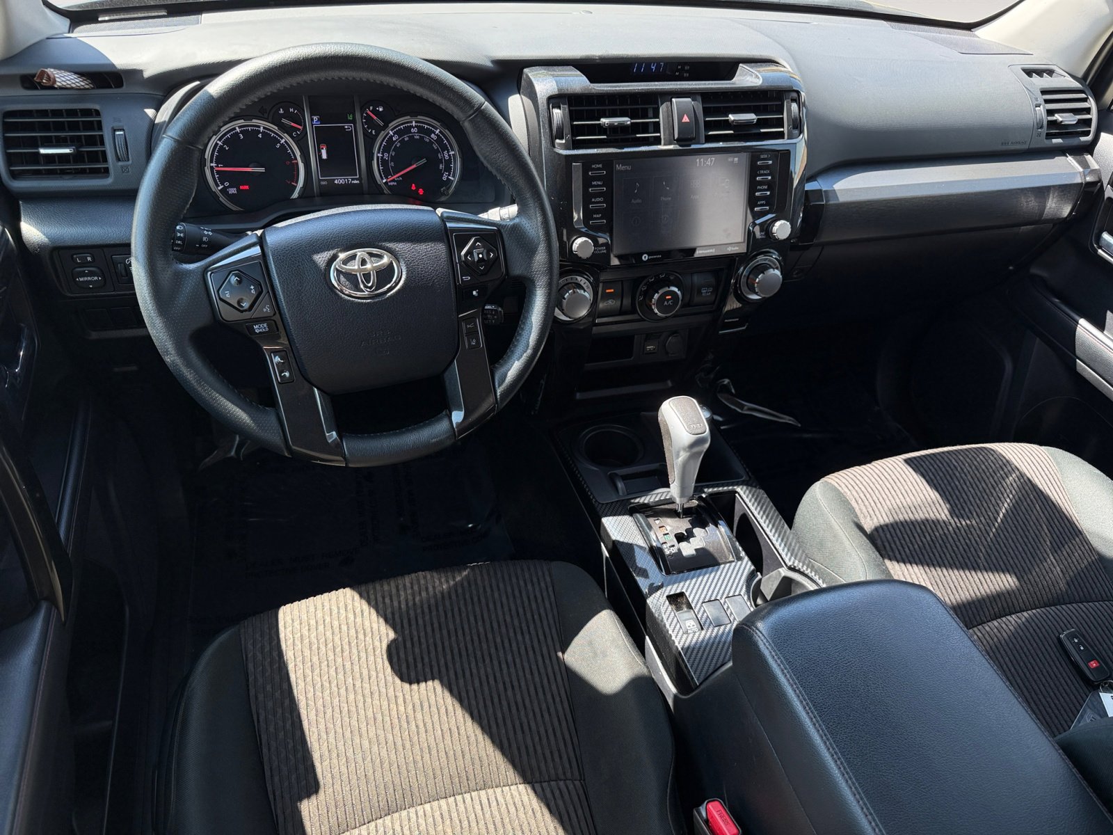 2024 Toyota 4Runner TRD Off-Road photo 15