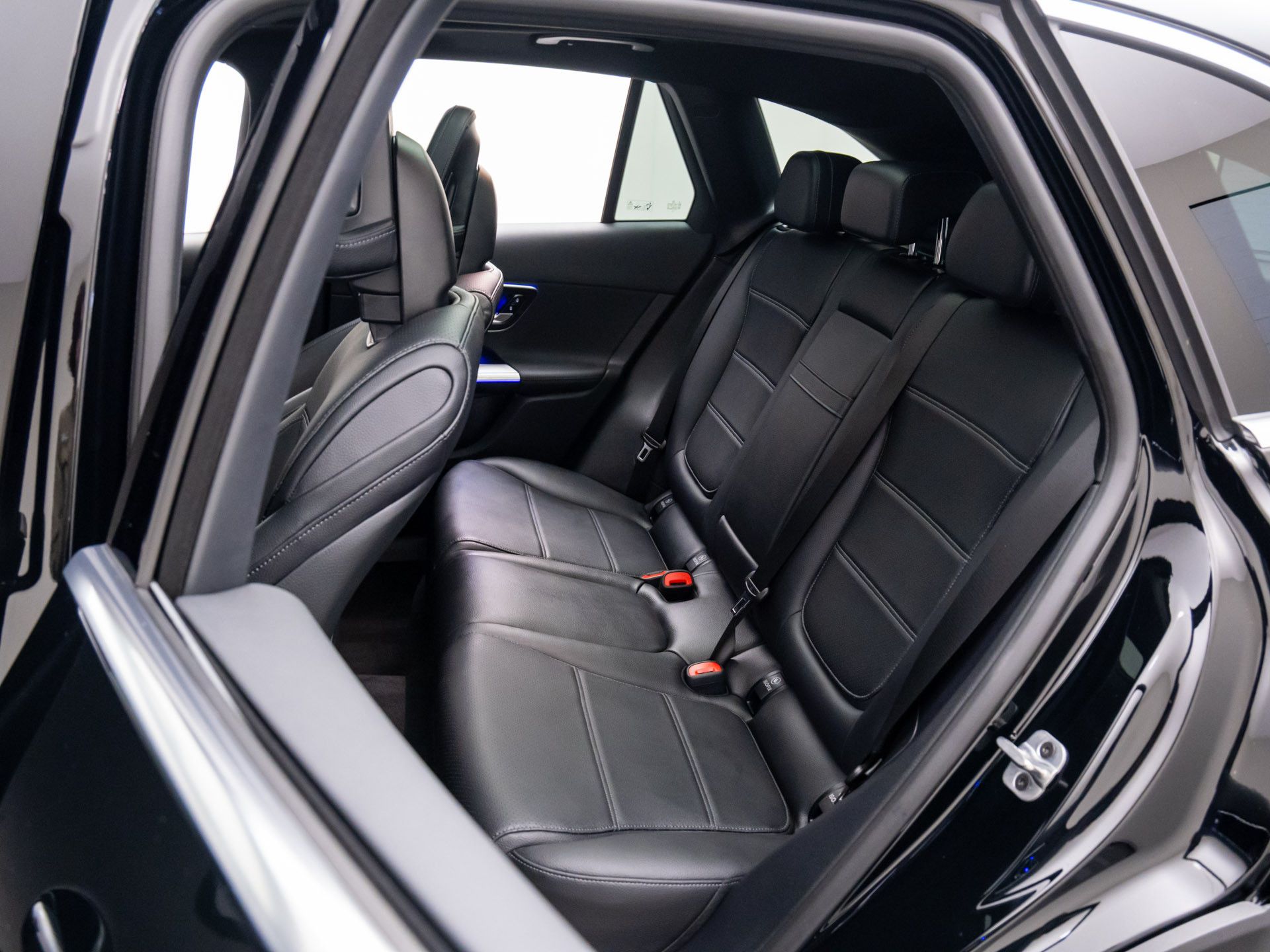 2026 Mercedes Benz GLC 350e 4MATIC photo 17