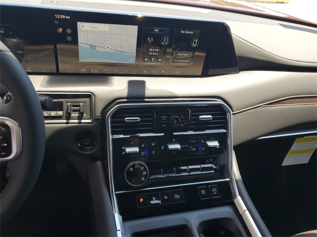 2025 Nissan Armada Platinum Reserve photo 7