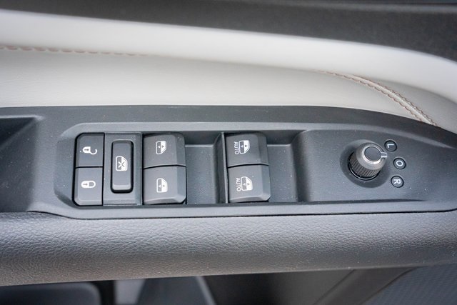 2025 Jeep Compass Limited photo 14