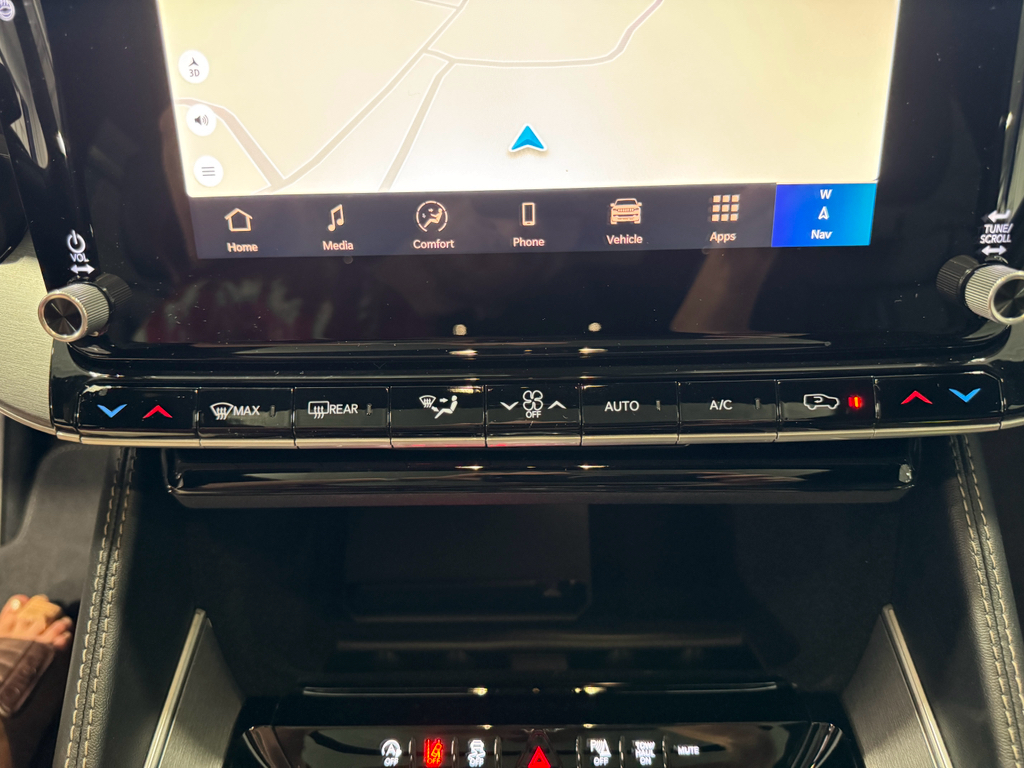 2025 Jeep Wagoneer Series II Carbide photo 34