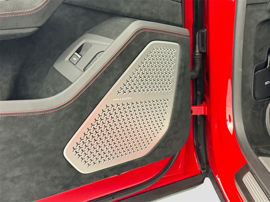 2023 Lamborghini Urus Performante photo 19