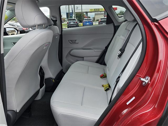 2026 Hyundai Kona SEL photo 5