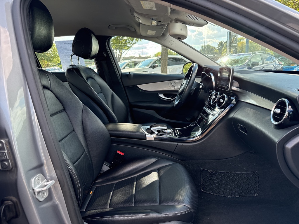 2015 Mercedes Benz C 300 4MATIC photo 28