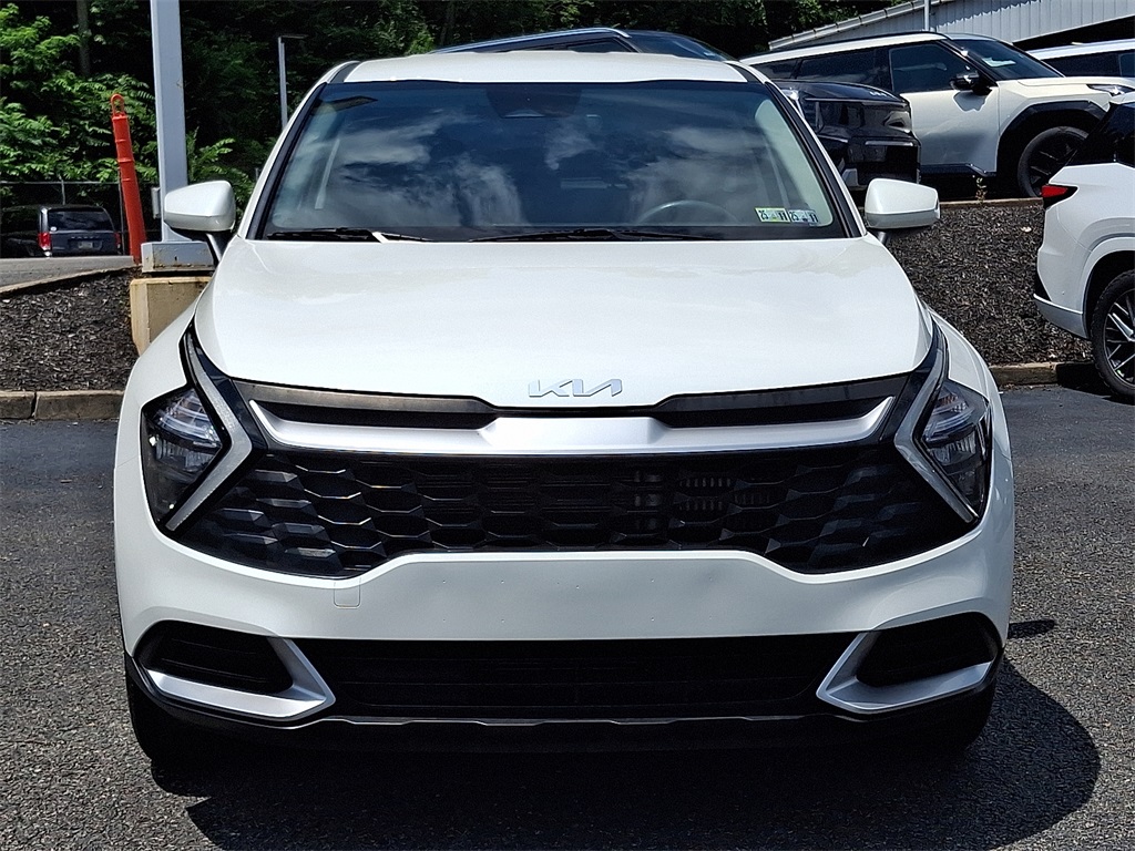 2023 Kia Sportage Hybrid LX photo 2