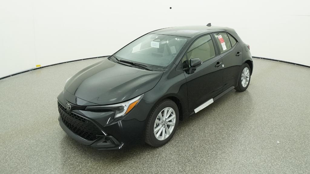 2026 Toyota Corolla Hatchback SE's photo