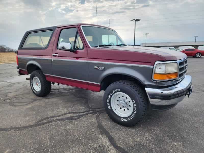 1993 Ford Bronco photo 3