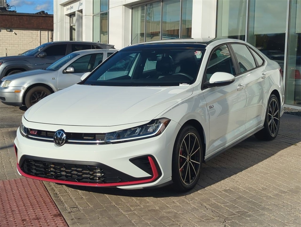 2025 Volkswagen Jetta GLI 2.0T Autobahn photo 4
