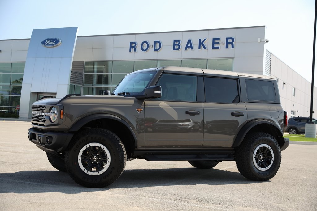 2025 Ford Bronco Badlands photo 3