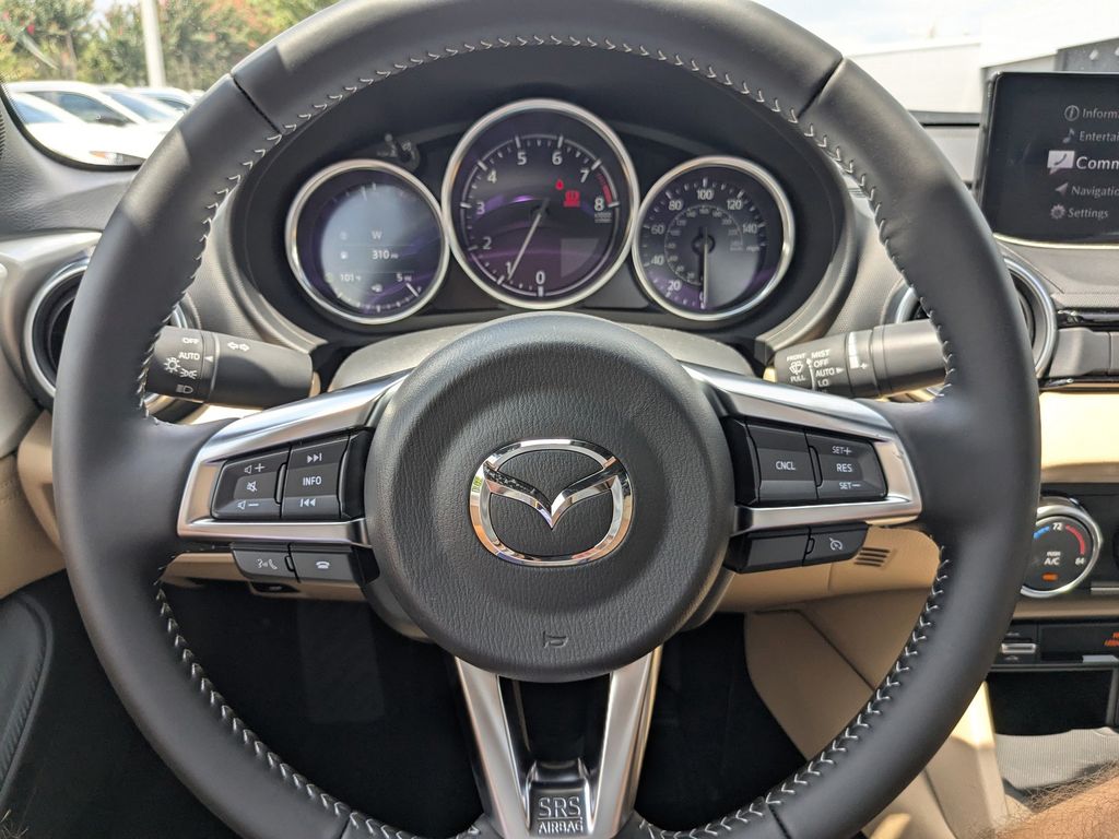 2025 Mazda MX-5 Miata Miata RF Grand Touring photo 22
