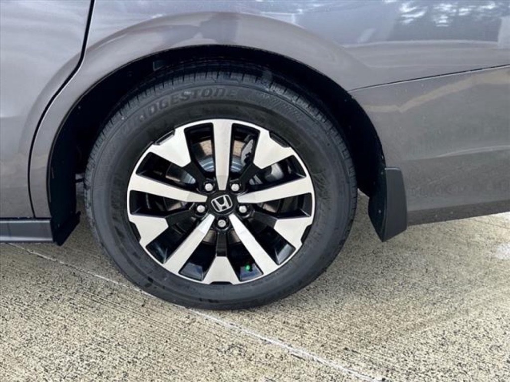 2026 Honda Odyssey EX-L photo 9
