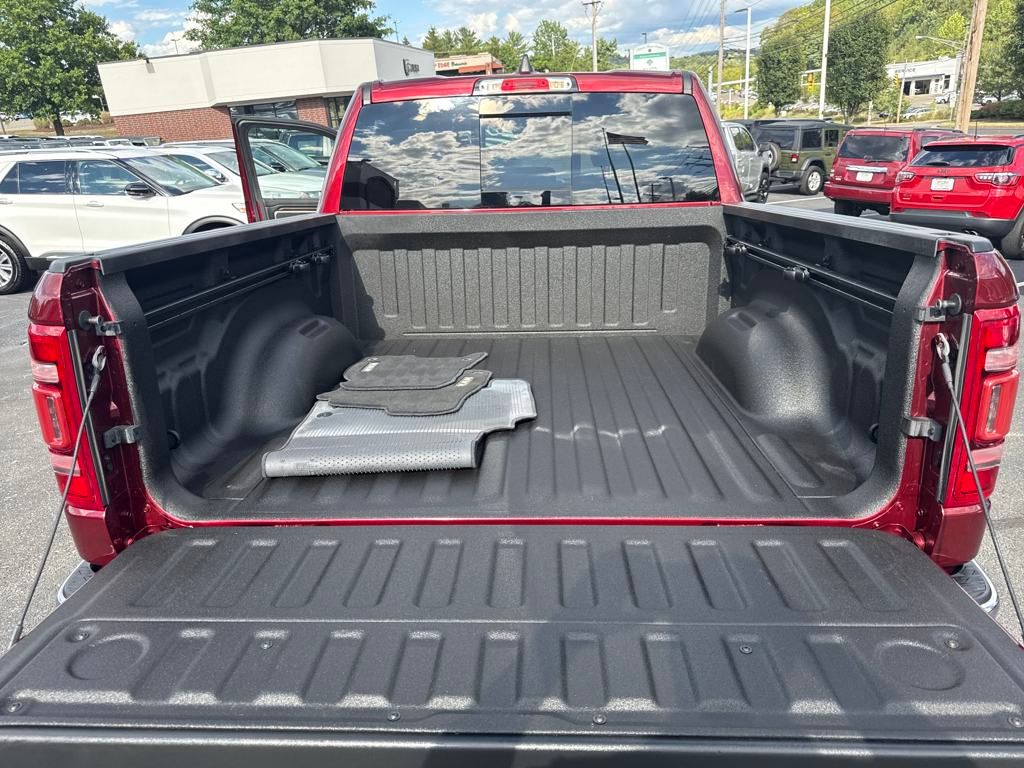 2022 Ram 1500 Laramie photo 8