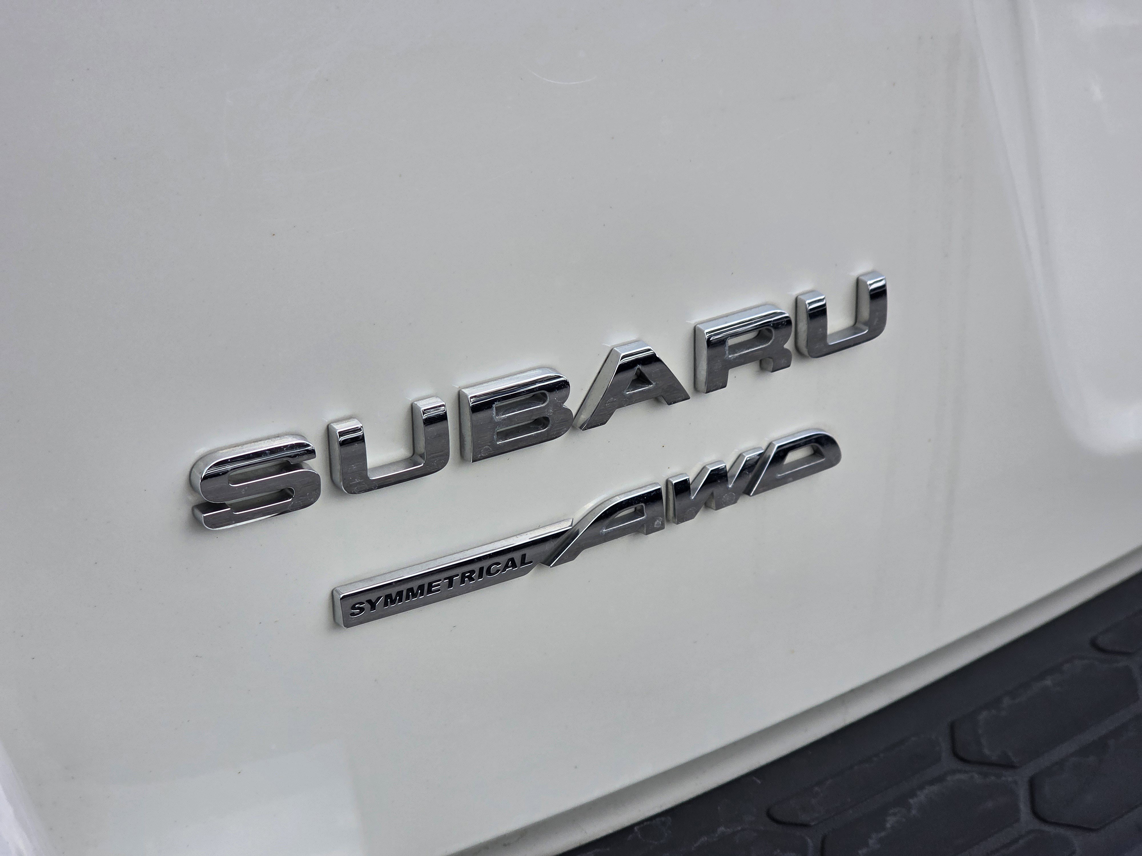 2023 Subaru Crosstrek Premium photo 3