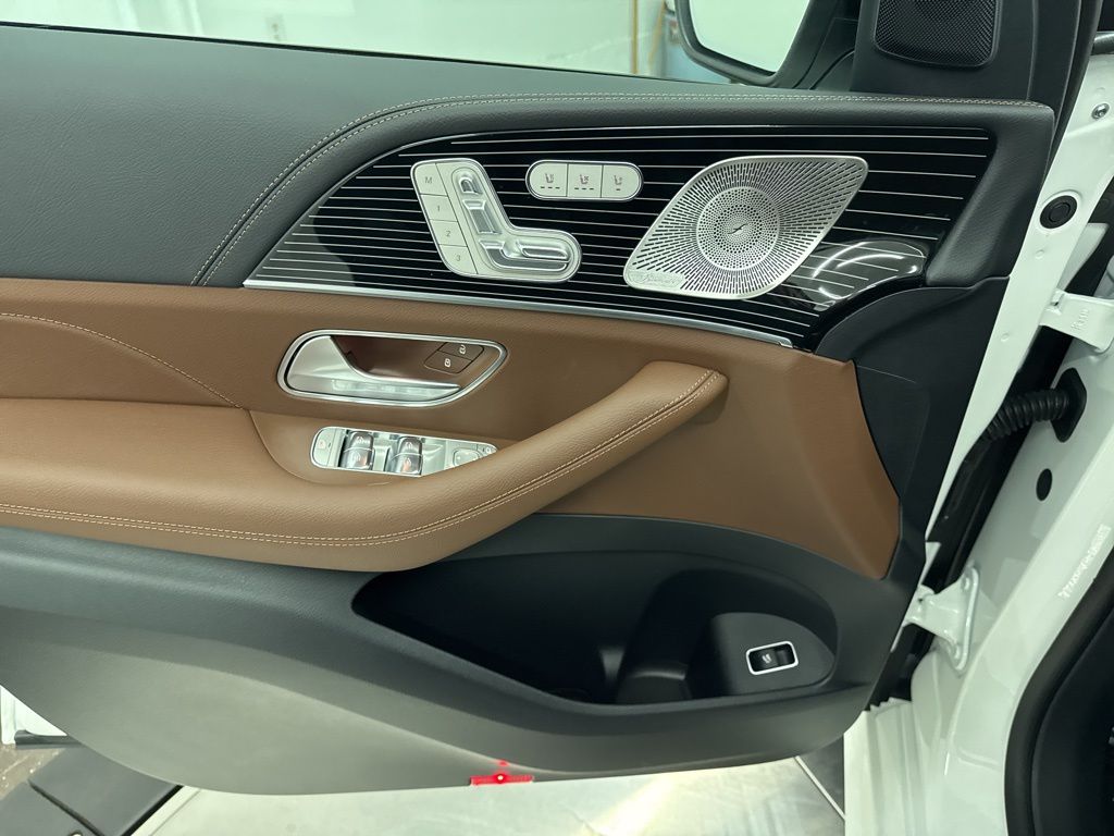 2026 Mercedes Benz GLE 450 4MATIC photo 16
