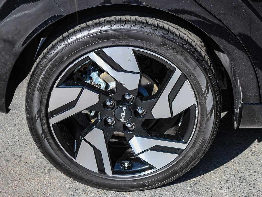 2023 Kia Soul GT-Line photo 4