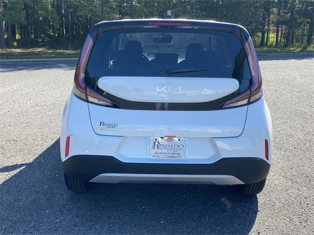 2025 Kia Soul LX photo 4