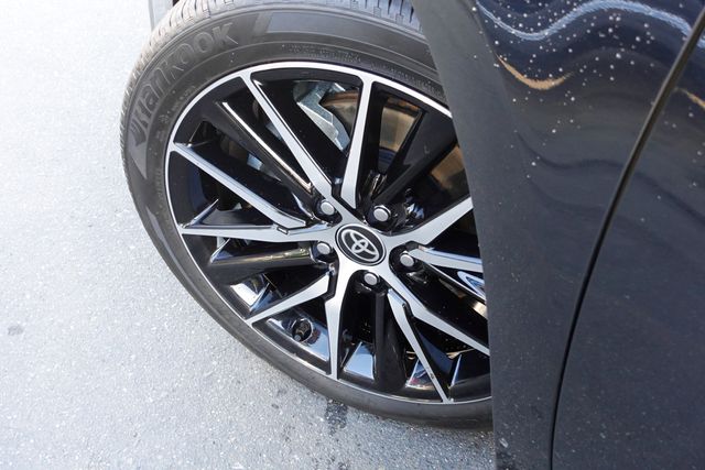 2024 Toyota Camry SE photo 9