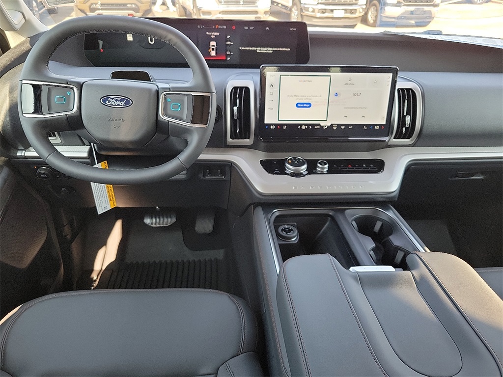 2025 Ford Expedition photo 10